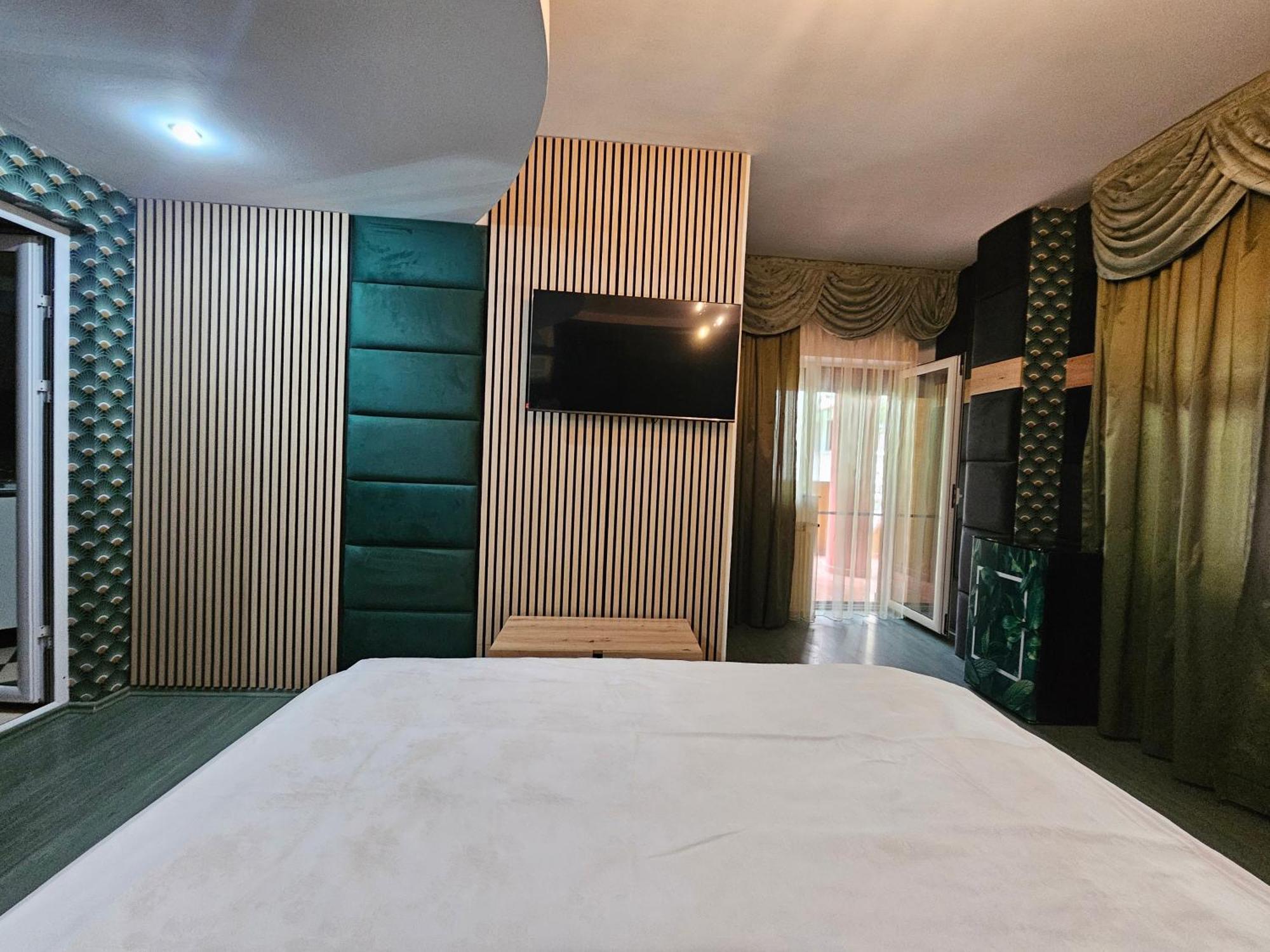 Simple Villa Rooms National Arena Self Check In Bukarest Kültér fotó